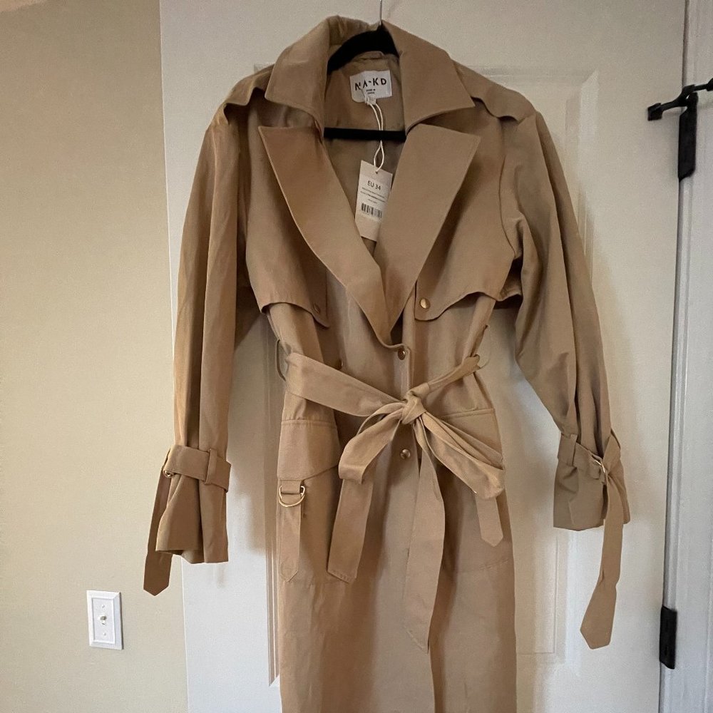 NA-KD Women’s Tan Trench Coat with Belt